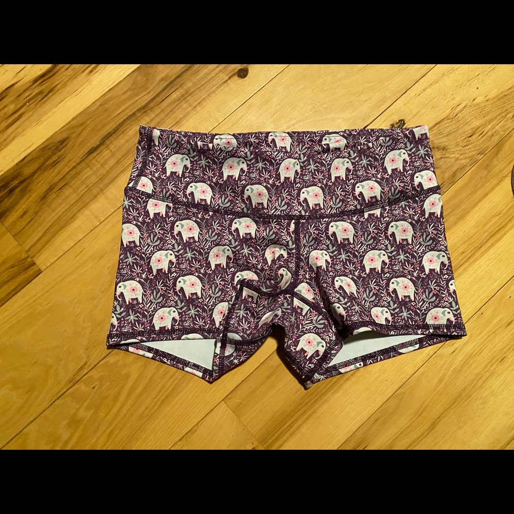 Tough Mode shorts, M